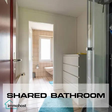 Sunny Near Airport Проживание в семье *